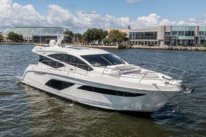 56FT (17.15M) SEA RAY Worth Avenue Yachts