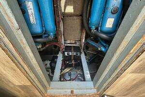 1990 Silverton 34 Convertible thumbnail 32