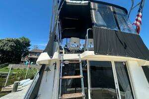 1990 Silverton 34 Convertible thumbnail 10