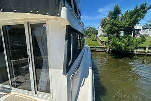 1990 Silverton 34 Convertible thumbnail 9