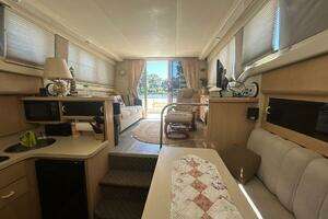 1990 Silverton 34 Convertible thumbnail 29