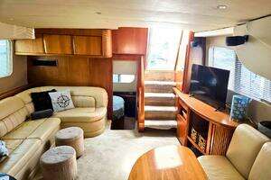 2003 Silverton 392 Aft Cabin Motor Yacht thumbnail 2