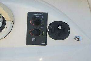 2003 Silverton 392 Aft Cabin Motor Yacht thumbnail 24