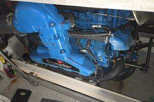 2003 Silverton 392 Aft Cabin Motor Yacht thumbnail 32