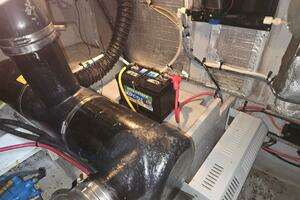 2003 Silverton 392 Aft Cabin Motor Yacht thumbnail 34