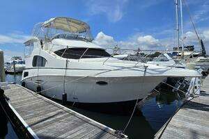 2003 Silverton 392 Aft Cabin Motor Yacht thumbnail 1