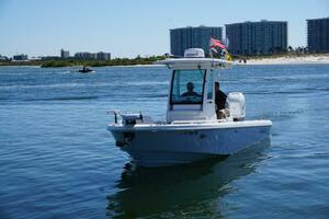2022 25 Everglades 253cc Profile (12)