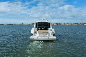 Best Times Too w Seakeeper Roll Stabilizer 45ft Cruisers Yachts Yacht For Sale