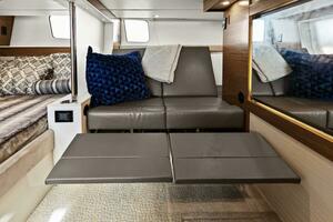 Best Times Too w Seakeeper Roll Stabilizer 45ft Cruisers Yachts Yacht For Sale