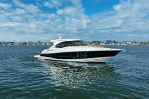 Best Times Too w Seakeeper Roll Stabilizer 45ft Cruisers Yachts Yacht For Sale