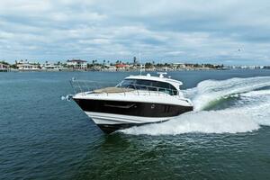 Best Times Too w Seakeeper Roll Stabilizer 45ft Cruisers Yachts Yacht For Sale