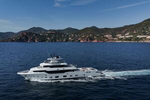 Yacht for sale OCEANIC 143