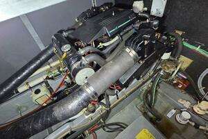 1988 Sea Ray 390 Express Cruiser thumbnail 14
