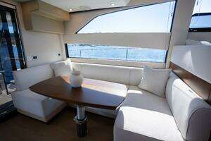 2025 Fairline Squadron 50 thumbnail 4