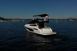 2025 Fairline Squadron 50 thumbnail 39