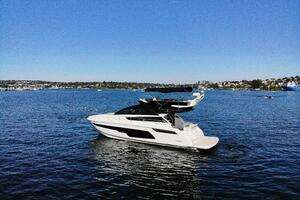 2025 Fairline Squadron 50 thumbnail 38