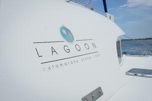 38ft Lagoon Yacht For Sale