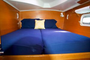 38ft Lagoon Yacht For Sale