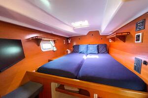 38ft Lagoon Yacht For Sale