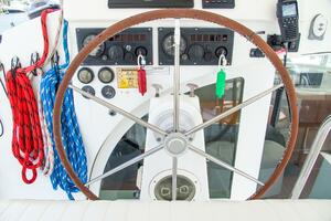 38ft Lagoon Yacht For Sale