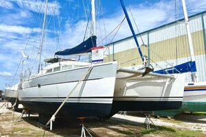 38ft Lagoon Yacht For Sale
