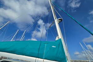 TETELESTAI 40ft Lagoon Yacht For Sale