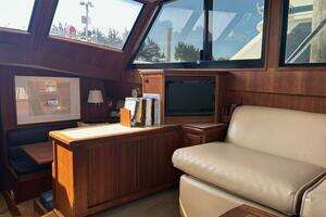 1988 Viking 45 Convertible thumbnail 14