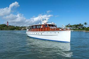 Flying Lady 58ft Trumpy Yacht For Sale