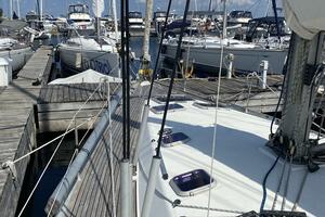 Free Spirits 45ft Jeanneau Yacht For Sale
