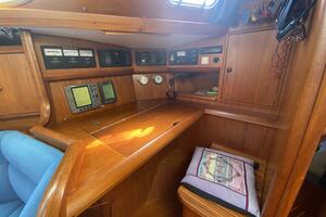 Free Spirits 45ft Jeanneau Yacht For Sale