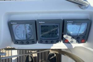 Free Spirits 45ft Jeanneau Yacht For Sale