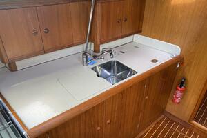 Free Spirits 45ft Jeanneau Yacht For Sale