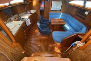 Free Spirits 45ft Jeanneau Yacht For Sale