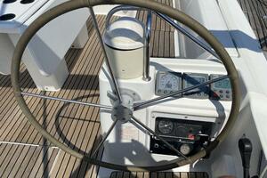 Free Spirits 45ft Jeanneau Yacht For Sale