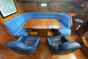 Free Spirits 45ft Jeanneau Yacht For Sale