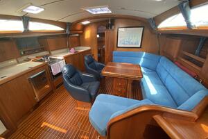Free Spirits 45ft Jeanneau Yacht For Sale