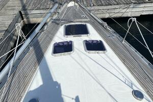 Free Spirits 45ft Jeanneau Yacht For Sale