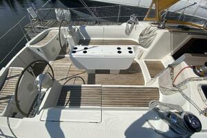 Free Spirits 45ft Jeanneau Yacht For Sale