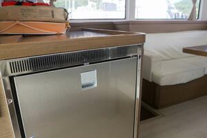 APRES SAIL 42ft Lagoon Yacht For Sale