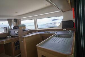 APRES SAIL 42ft Lagoon Yacht For Sale