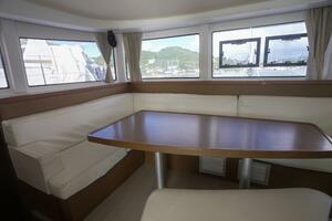 APRES SAIL 42ft Lagoon Yacht For Sale