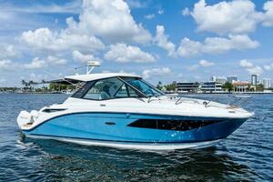 MaxSea  32ft Sea Ray Yacht For Sale