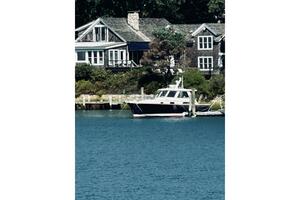 34ft Sabreline Yacht For Sale