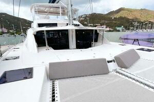 Catamaran Leopard 58 bridge