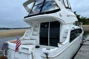 2003 Carver 360 Sport Sedan thumbnail 2