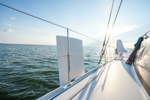 51FT (15.54M) OUTREMER