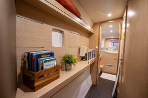 51FT (15.54M) OUTREMER