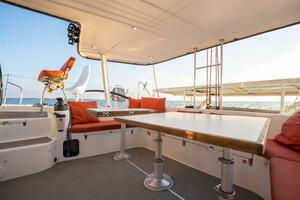 51FT (15.54M) OUTREMER