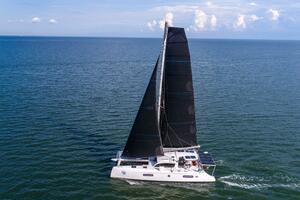 51FT (15.54M) OUTREMER