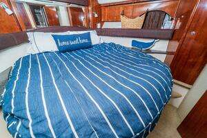 2009 Meridian 441 Sedan thumbnail 43